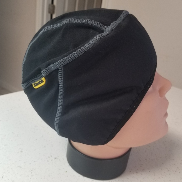 Santic Cycling Thermal Hat Black Adult - Picture 1 of 7
